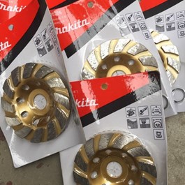 Đĩa Mài Sàn Bê tông Makita 100mm