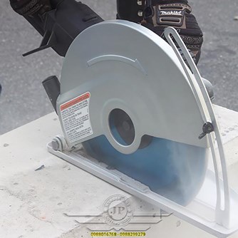 Máy Cắt Bê Tông Makita 4112HS (305MM-2400W)