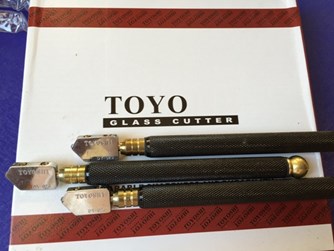 Dao Cắt Kính Toyo